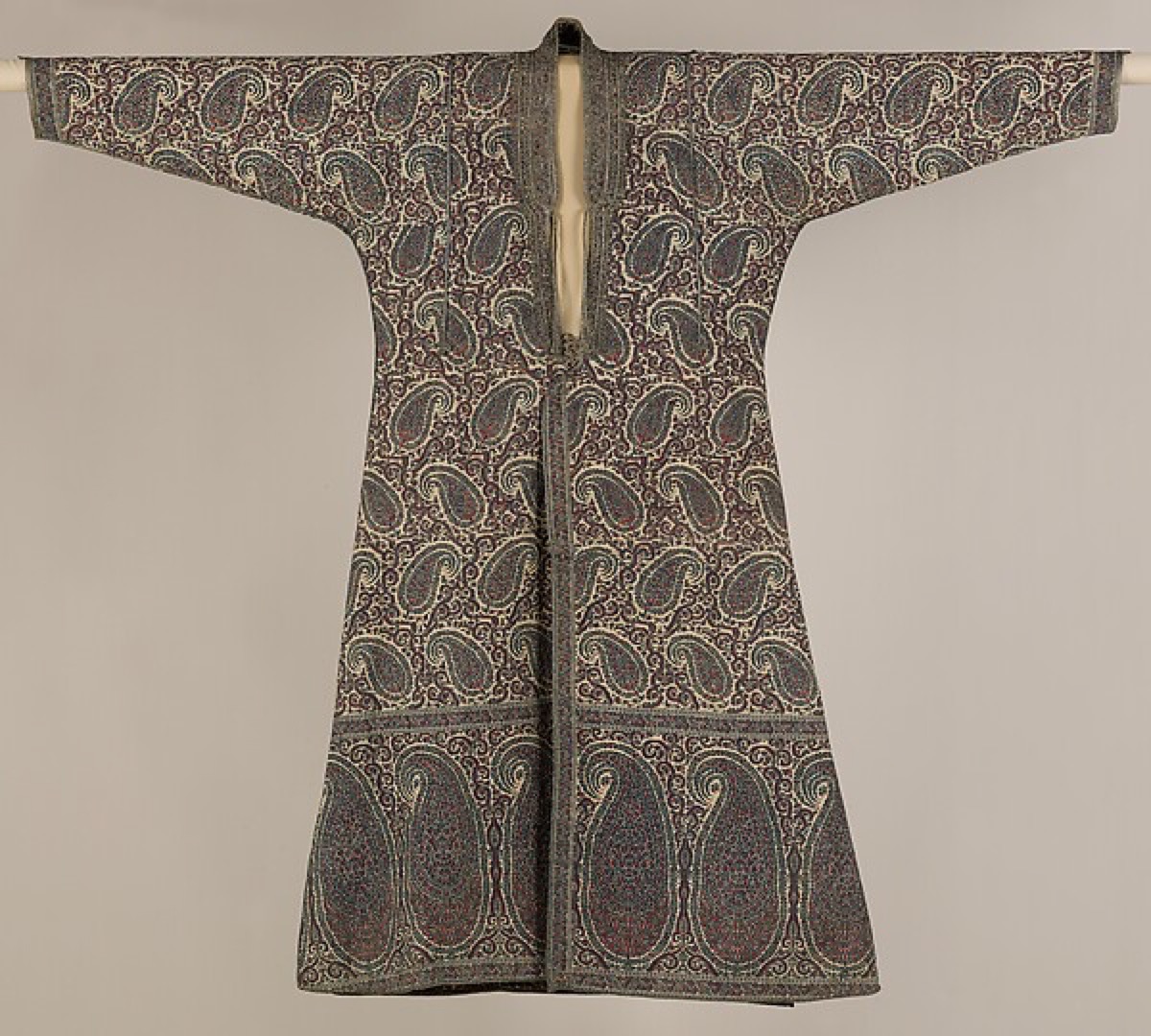Open-fronted wool choga patterned with winding vines and multicoloured ambi motifs